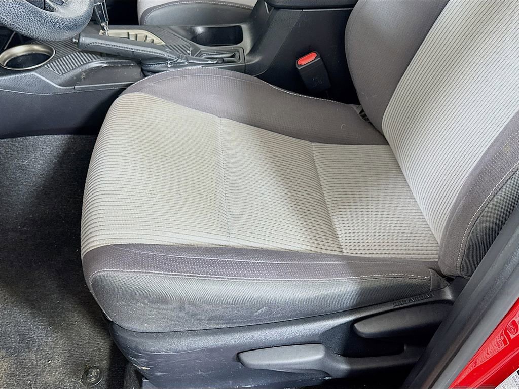 Used 2013 Toyota RAV4 XLE image 17