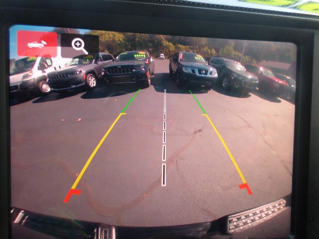 Used 2022 RAM 1500 Big Horn w/ Built-to-serve Edition image 11