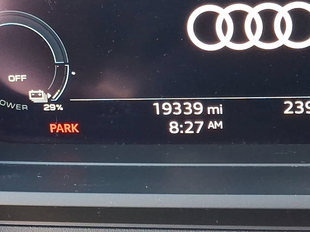 Certified 2024 Audi Q4 e-tron Premium Plus w/ Premium Plus AWD/4WD image 20
