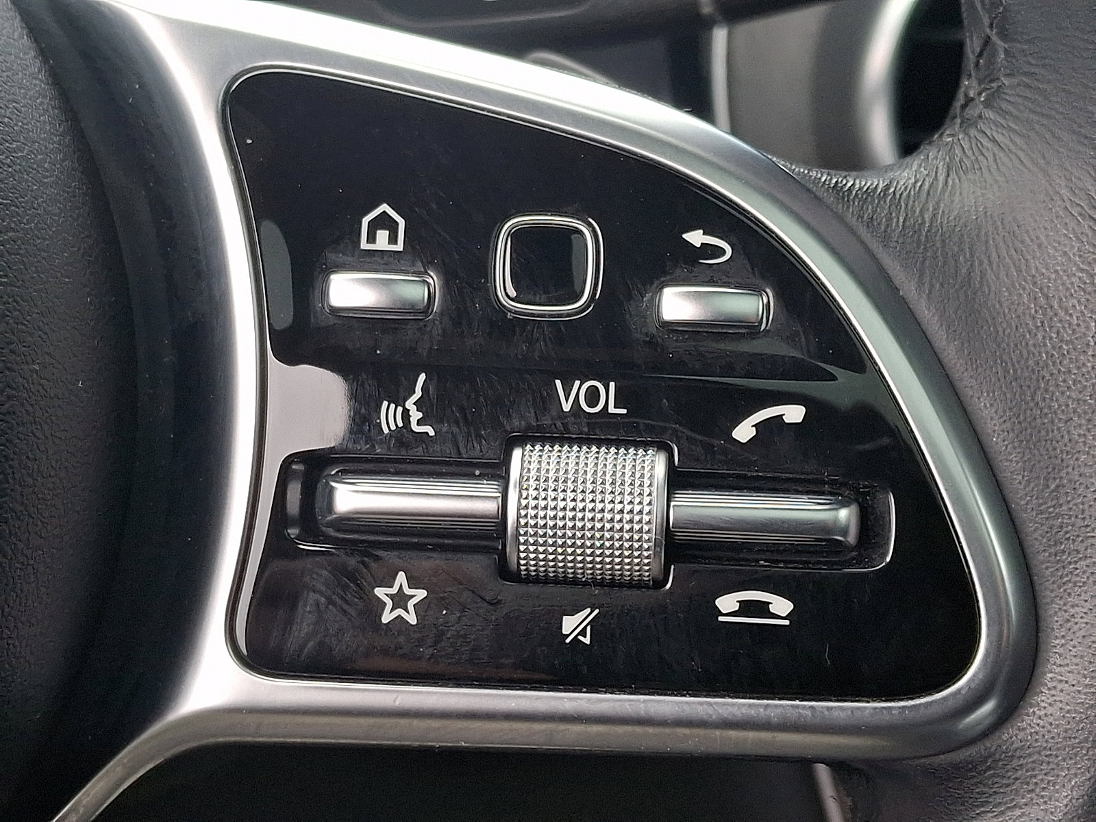 Certified 2022 Mercedes-Benz GLC 300 4MATIC image 22