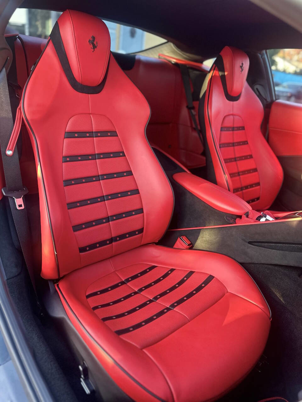 Used 2023 Ferrari Roma image 37