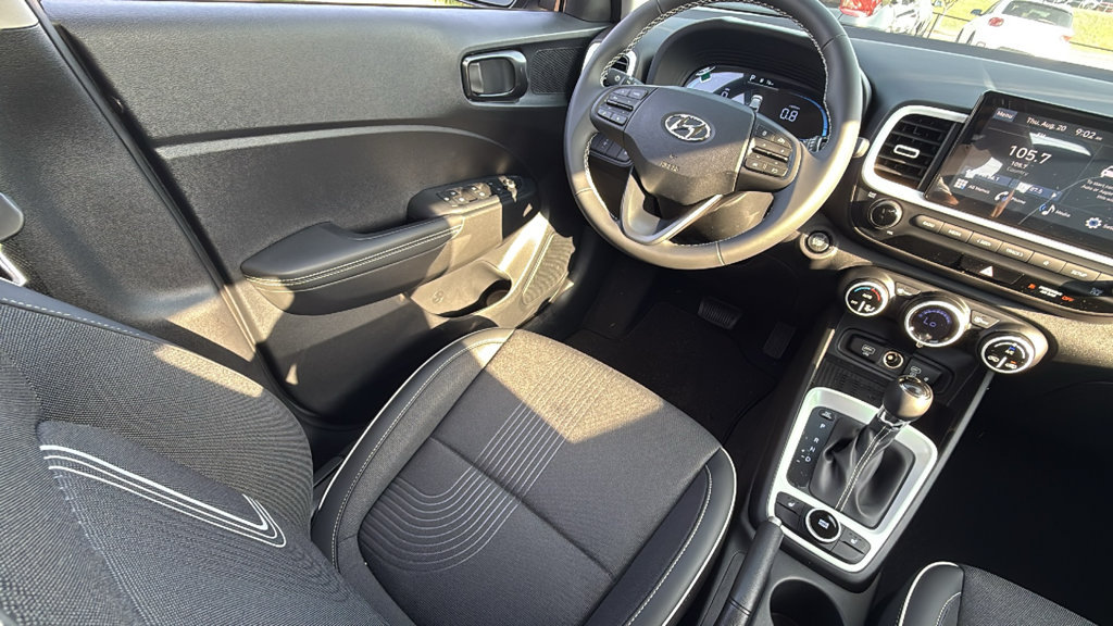 New 2026 Hyundai Venue SEL FWD image 14