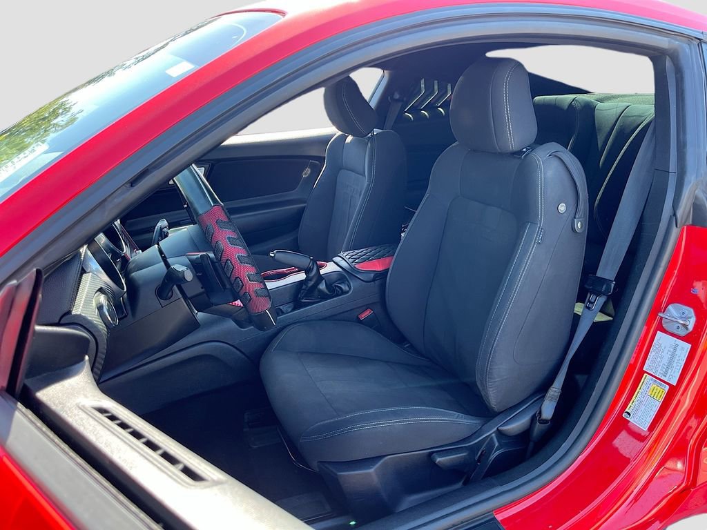 Used 2019 Ford Mustang Coupe image 19