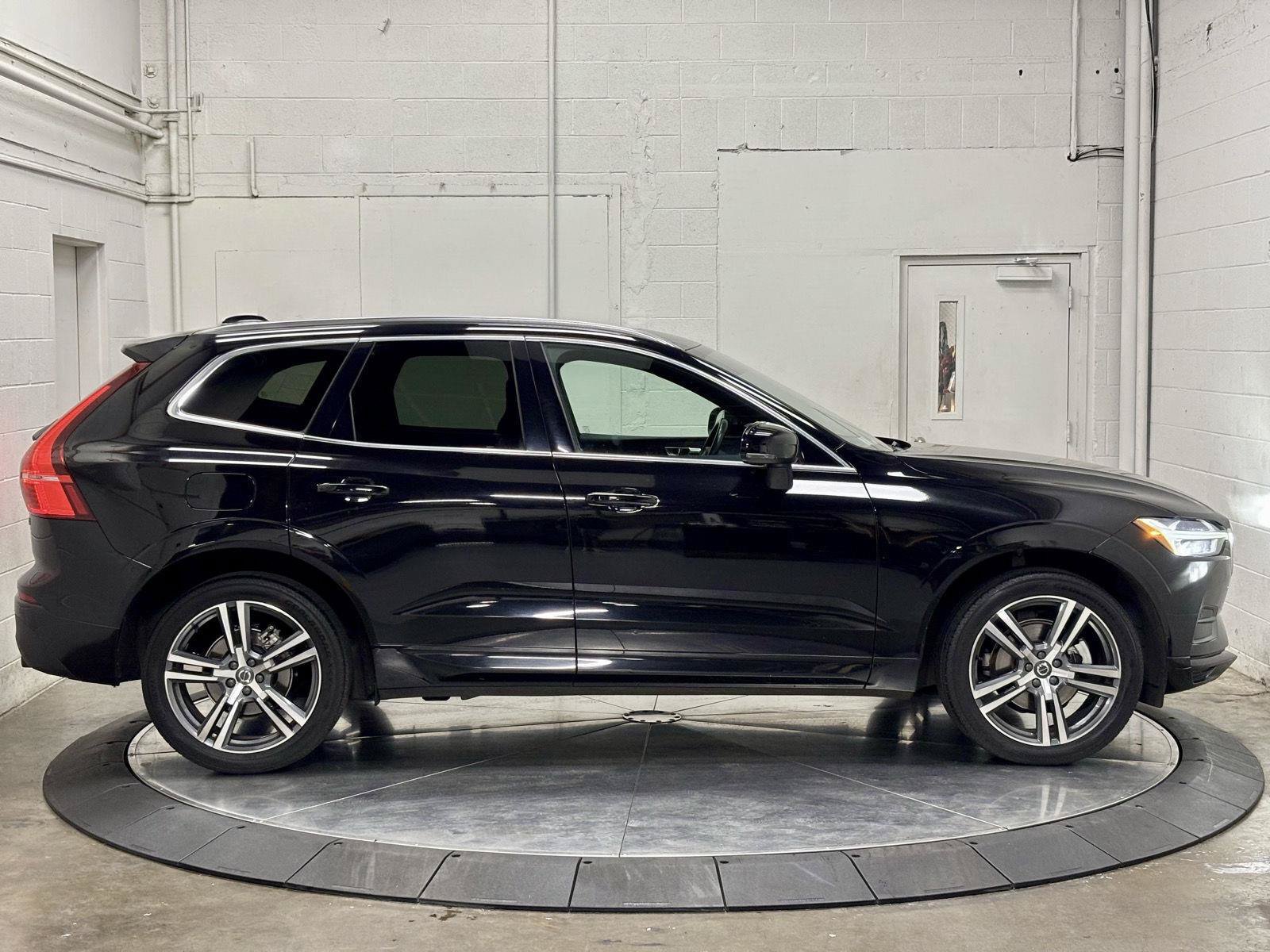 Used 2020 Volvo XC60 T5 Momentum AWD/4WD image 11