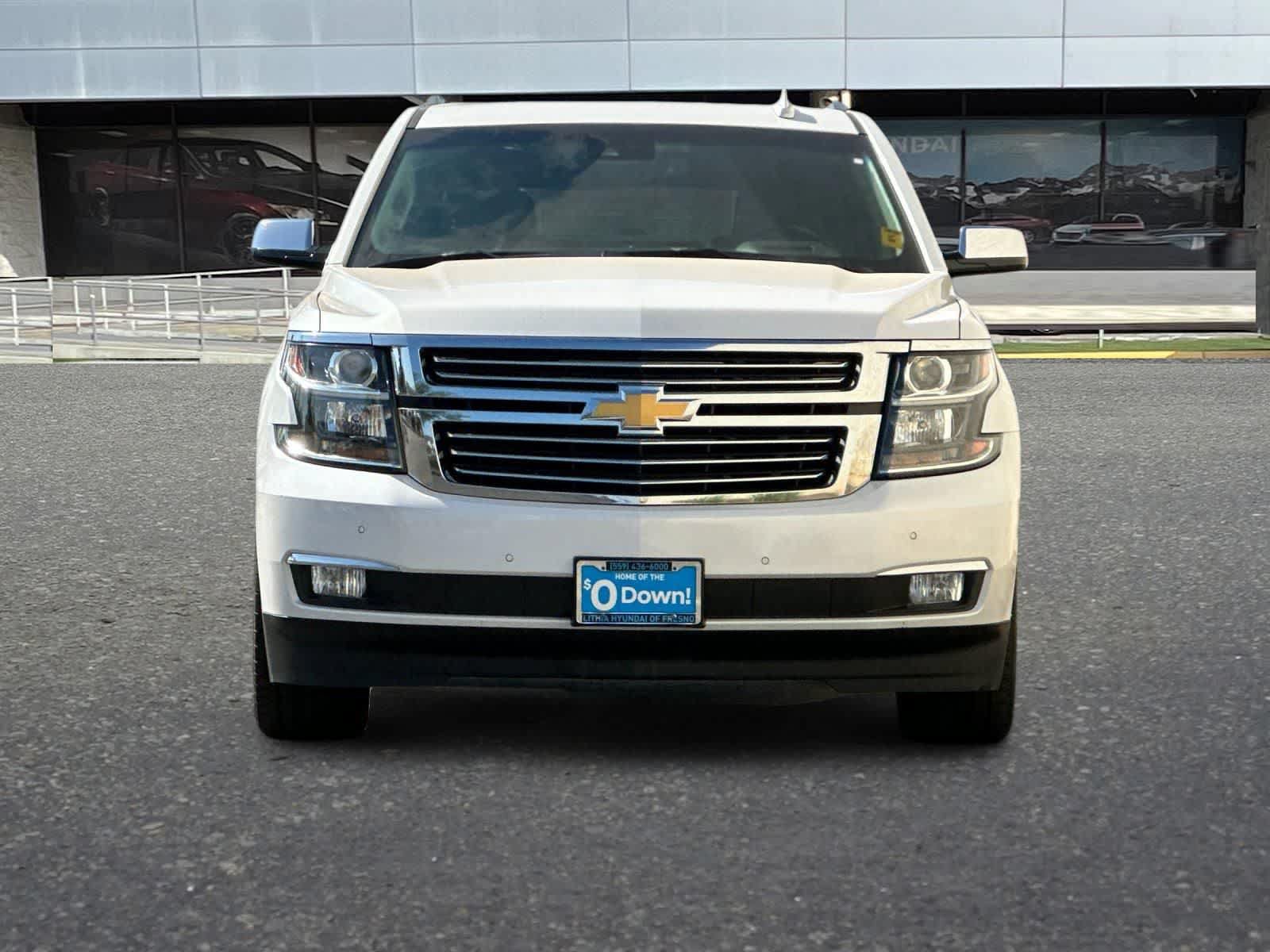 Used 2020 Chevrolet Tahoe Premier w/ Premier 6.2L Value Package AWD/4WD image 11