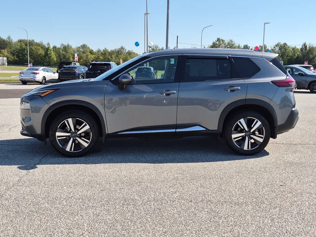 Used 2023 Nissan Rogue SL AWD/4WD image 5