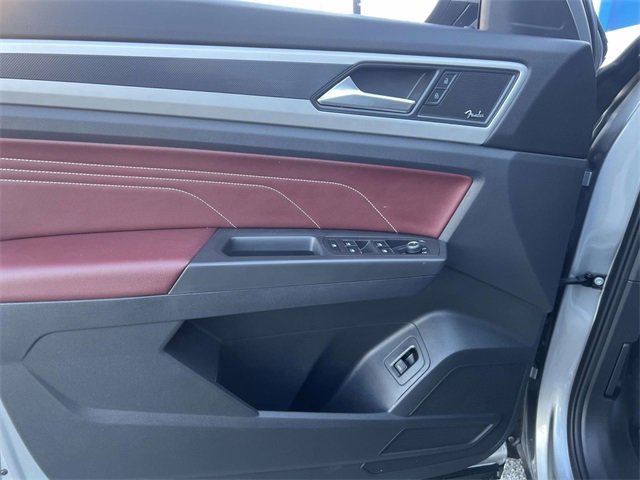 Used 2022 Volkswagen Atlas Cross Sport SEL Premium R-Line image 20