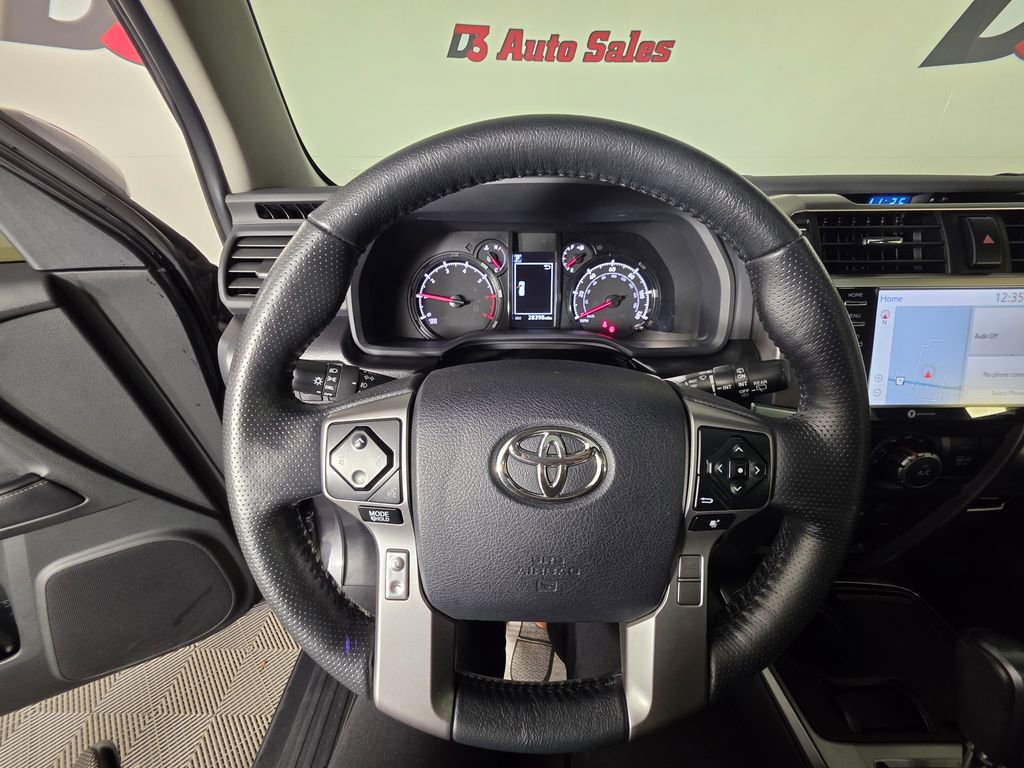 Used 2023 Toyota 4Runner SR5 Premium w/ Moonroof Package RWD image 21