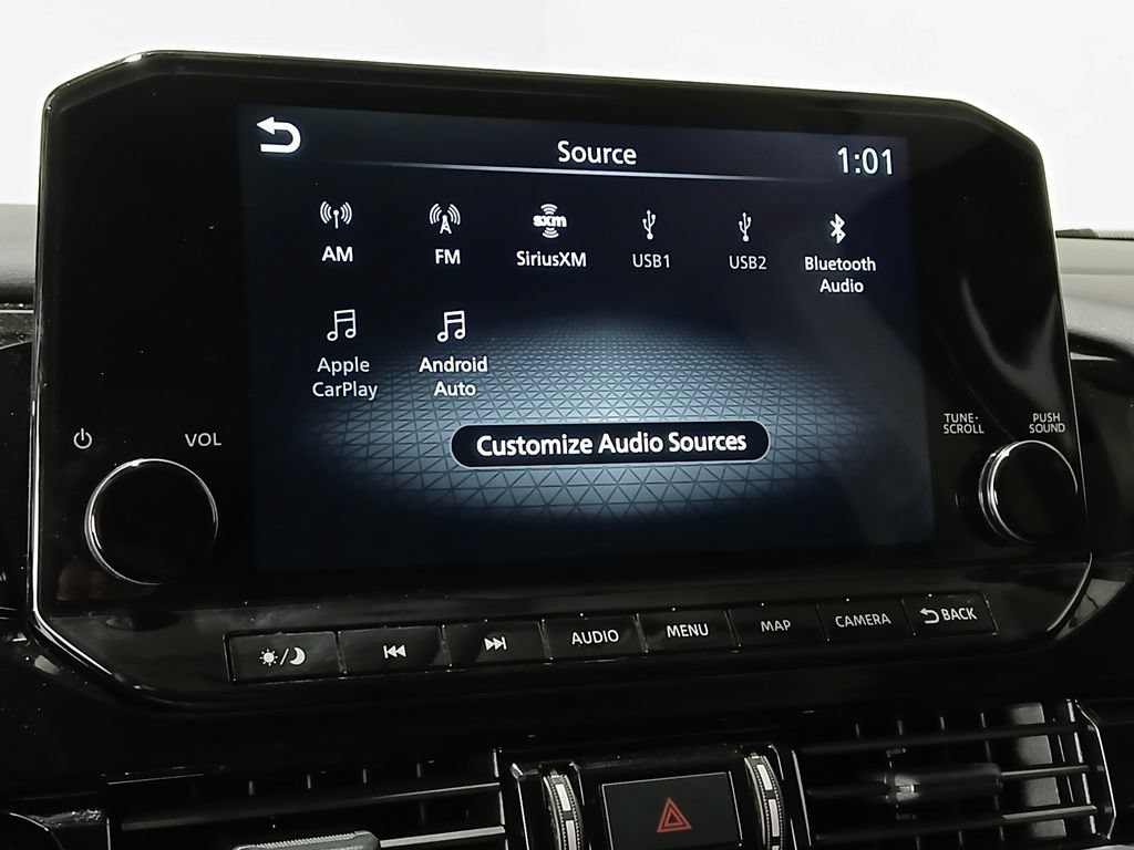 Used 2025 Nissan Pathfinder SL AWD/4WD image 23