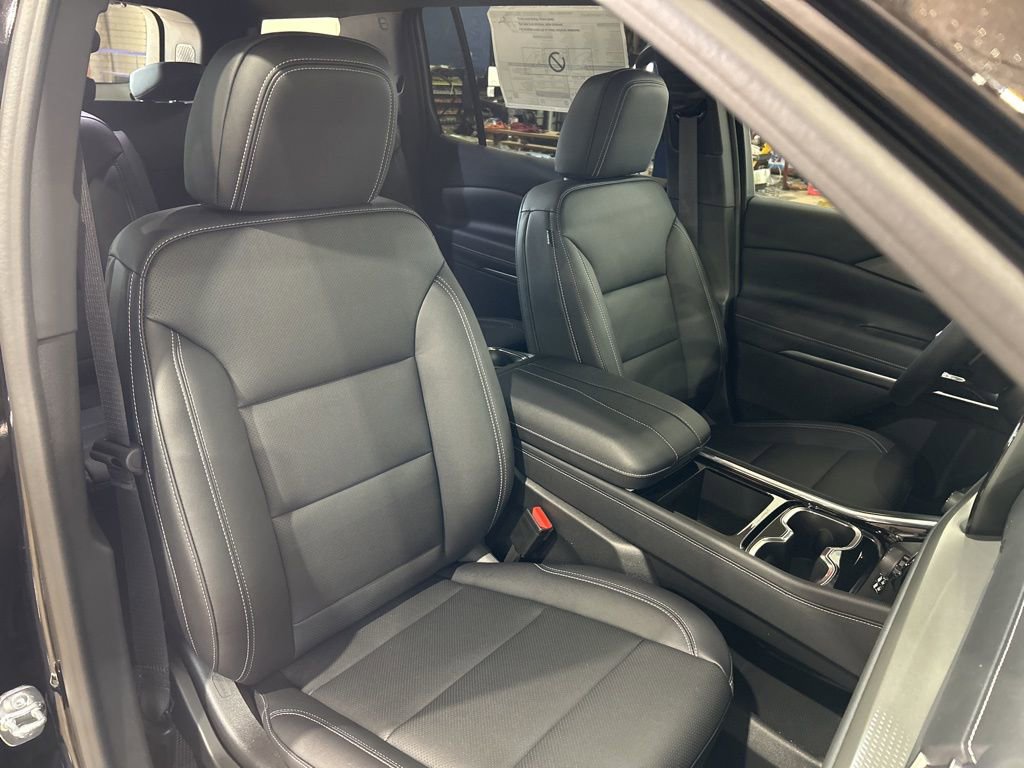 New 2026 Chevrolet Traverse LT w/ Driver Confidence Package image 40