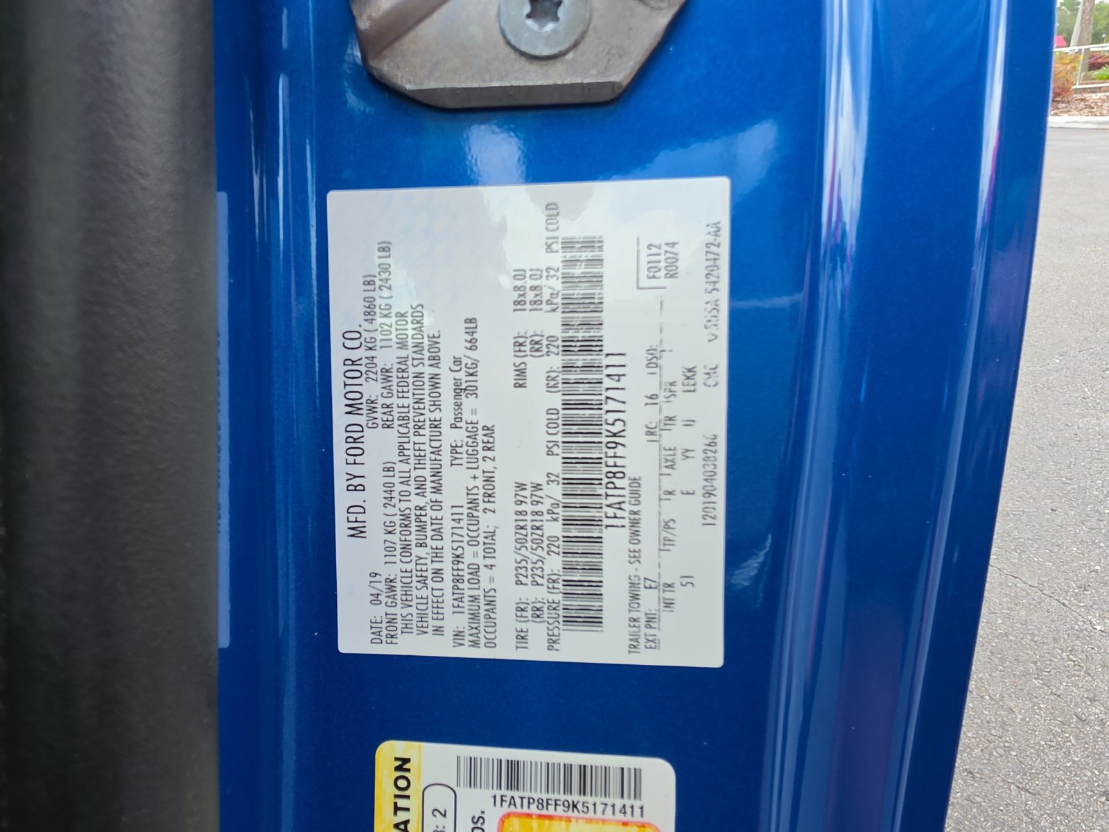 Used 2019 Ford Mustang GT Premium w/ Equipment Group 401A RWD image 31
