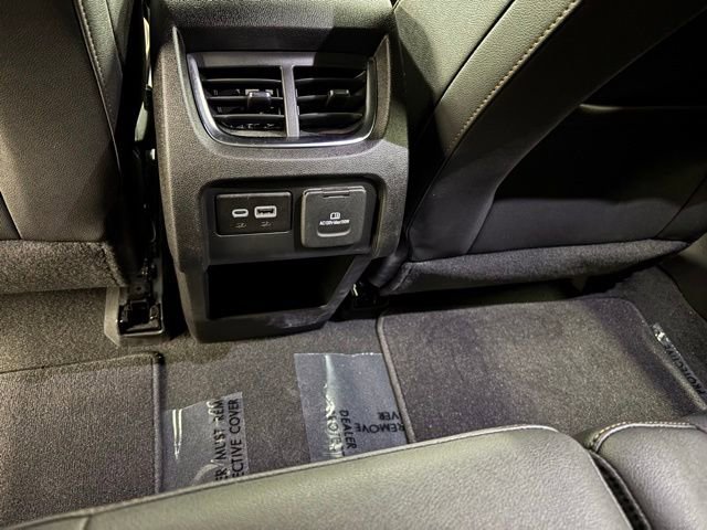 Used 2024 Chevrolet Blazer Premier image 11