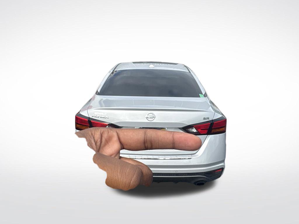 Certified 2021 Nissan Altima 2.0 SR FWD image 8