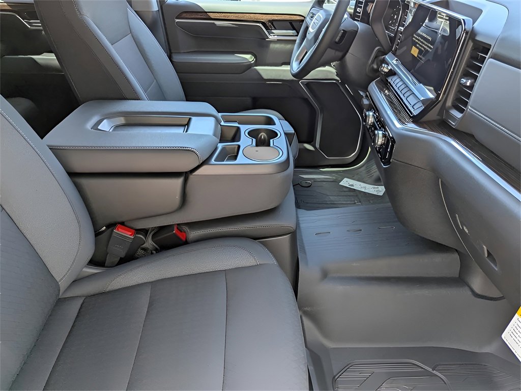 New 2025 GMC Sierra 1500 Elevation image 38