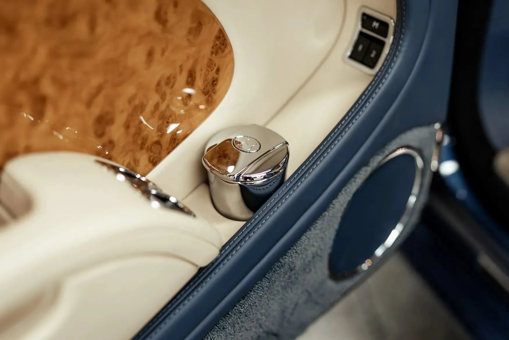 Used 2011 Bentley Mulsanne RWD image 23