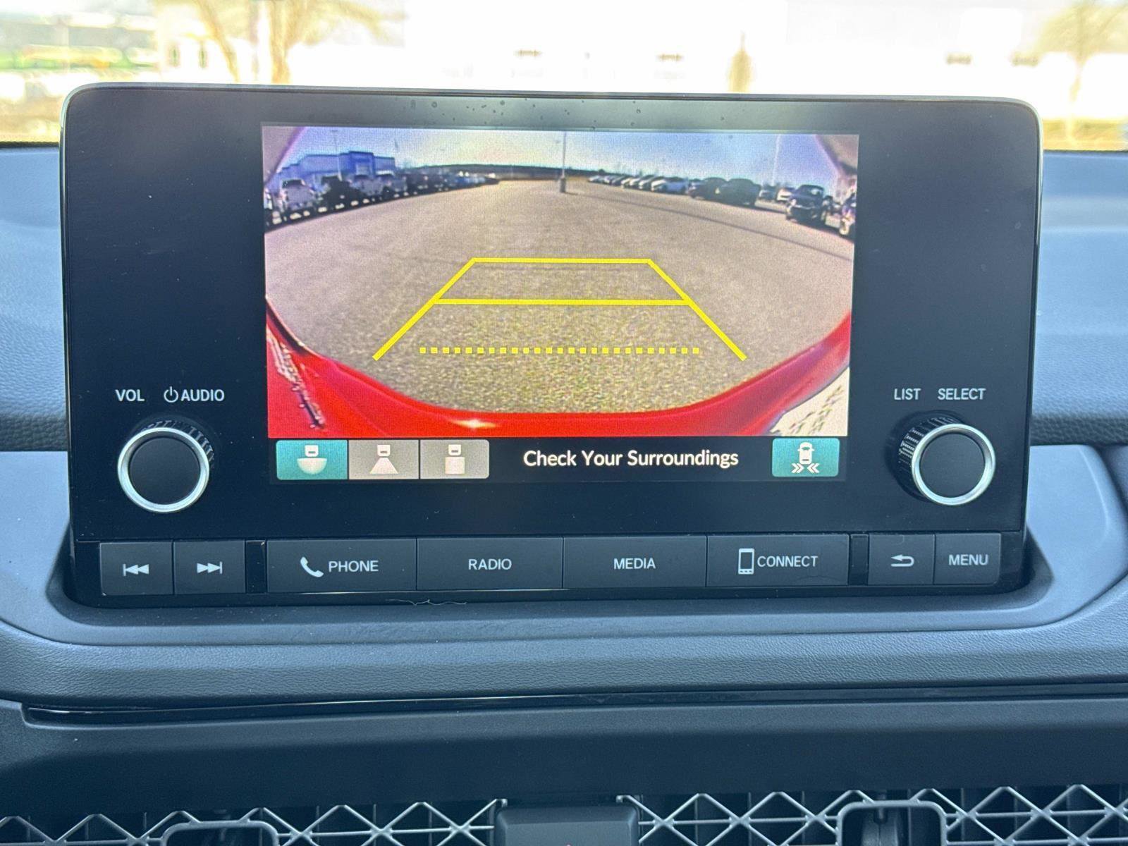 Used 2023 Honda Accord EX image 5