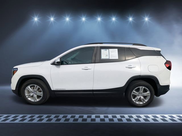 Used 2022 GMC Terrain SLE w/ Driver Convenience Package image 6