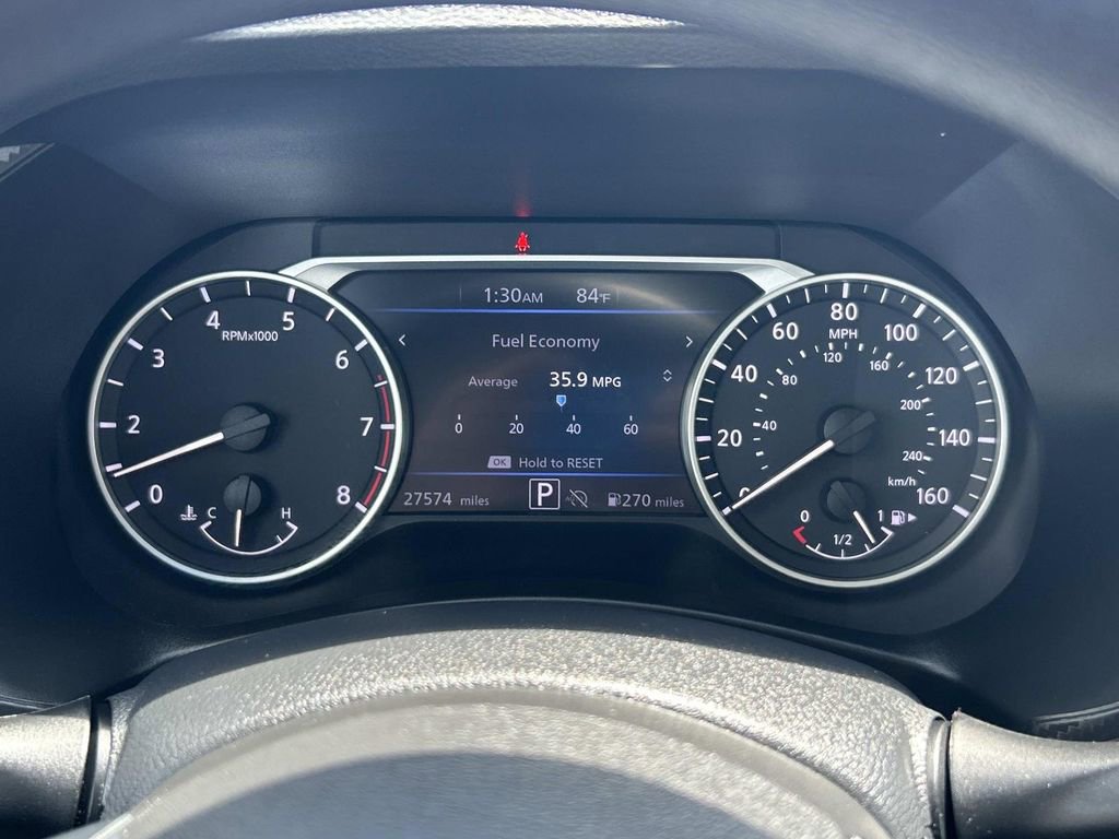 Used 2025 Nissan Sentra SV image 29