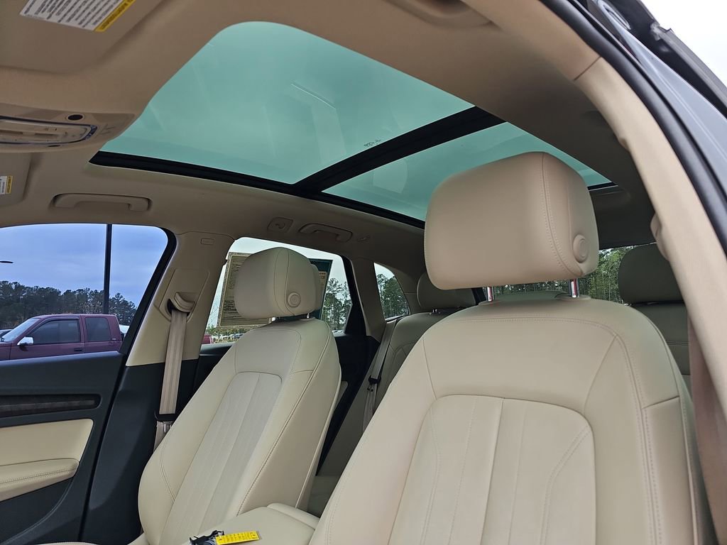 Used 2018 Audi Q5 Prestige w/ Prestige Package image 34