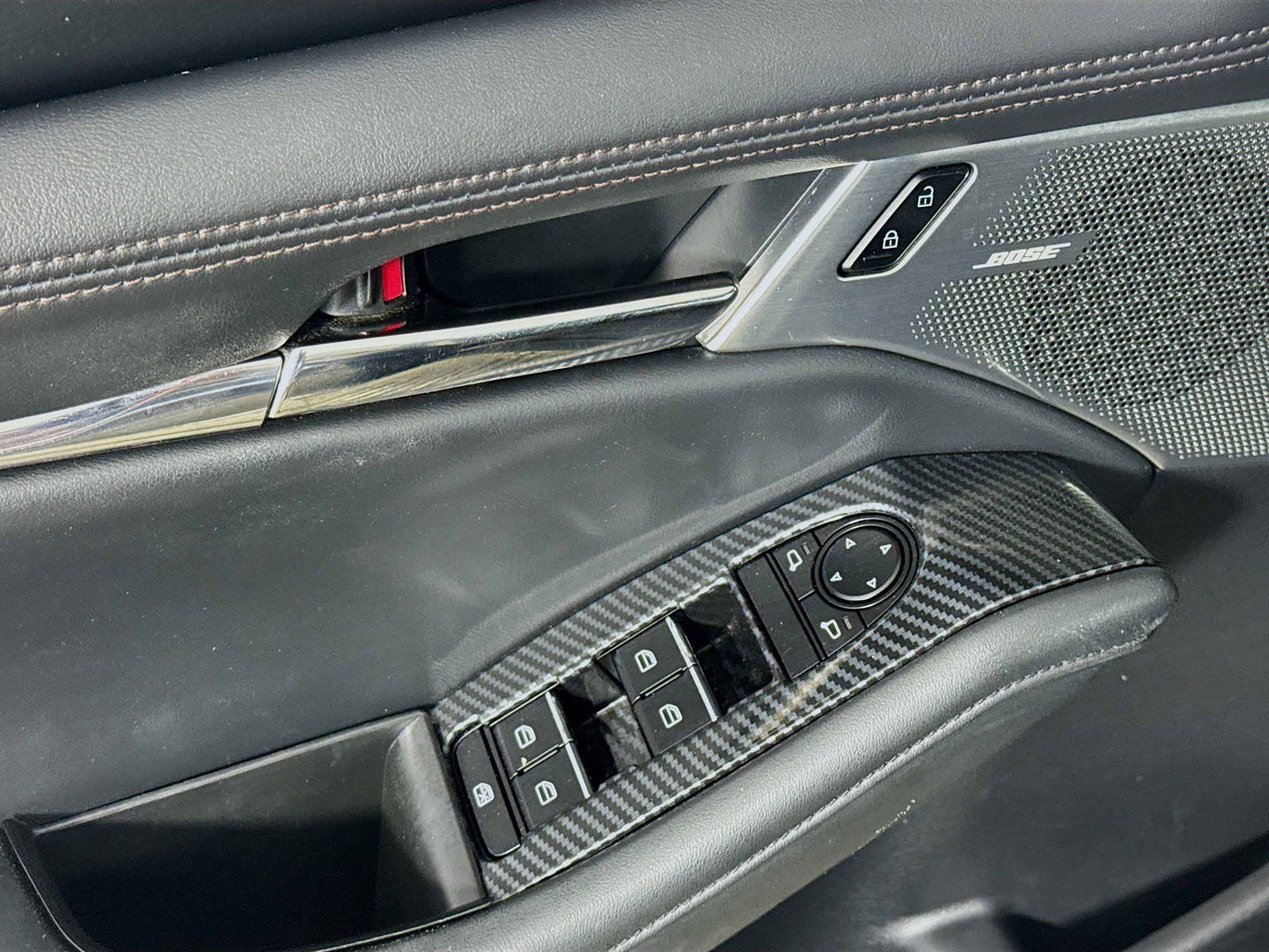 Used 2020 MAZDA MAZDA3 Hatchback w/ Premium Package image 24