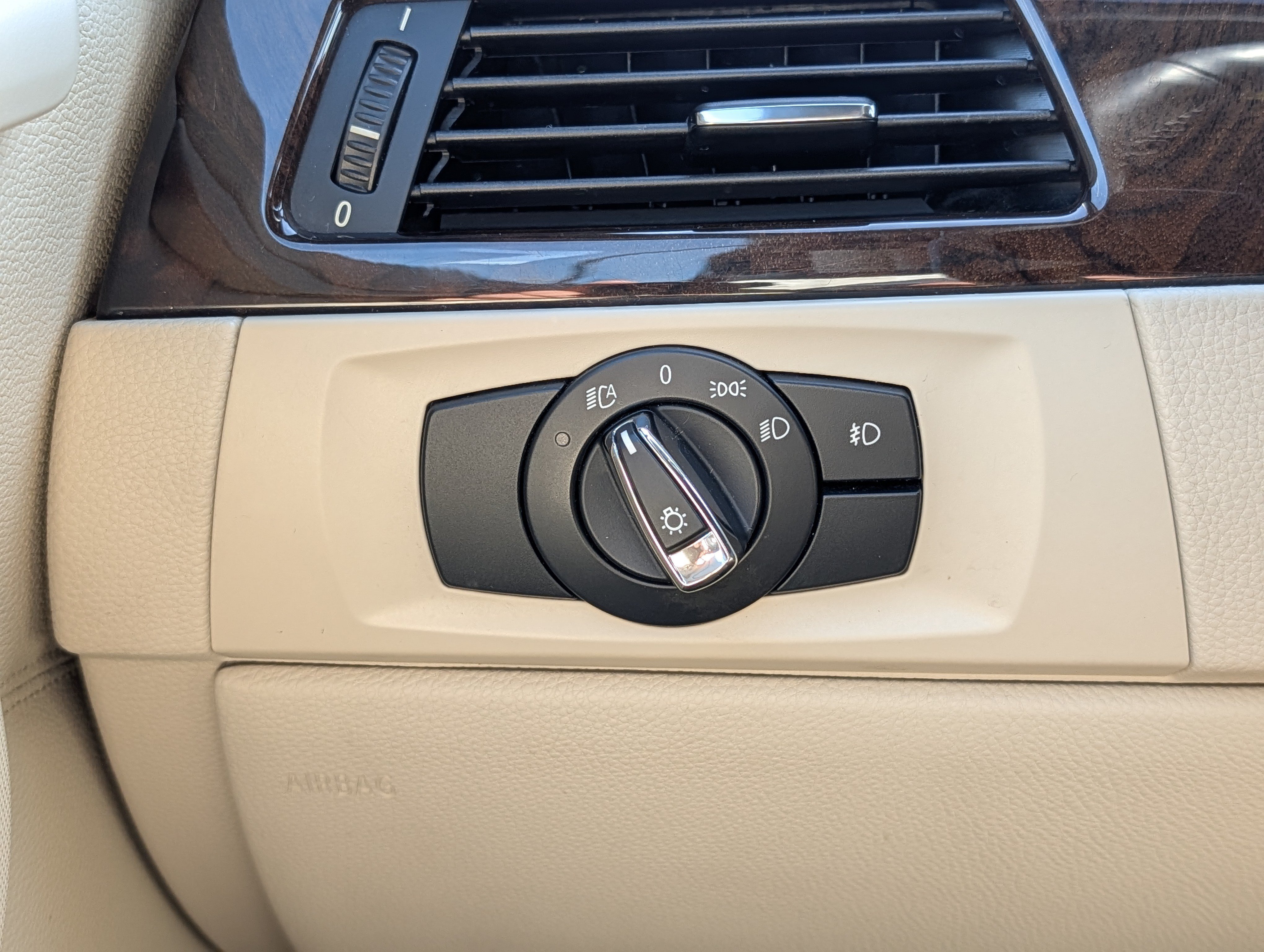 Used 2011 BMW 328i Convertible RWD image 33