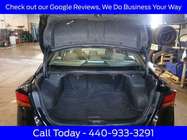 Used 2025 Nissan Altima 2.5 SV FWD image 36