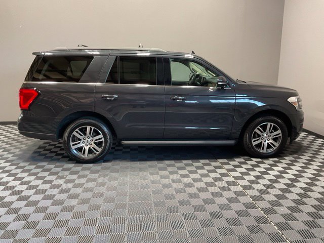 Used 2024 Ford Expedition XLT AWD/4WD image 7