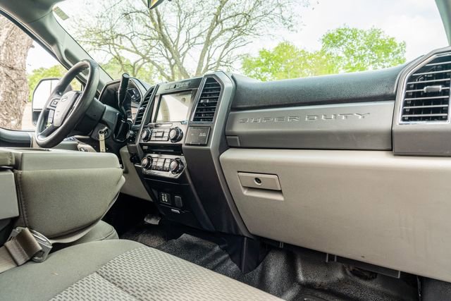 Used 2017 Ford F250 XLT w/ XLT Value Package AWD/4WD image 46