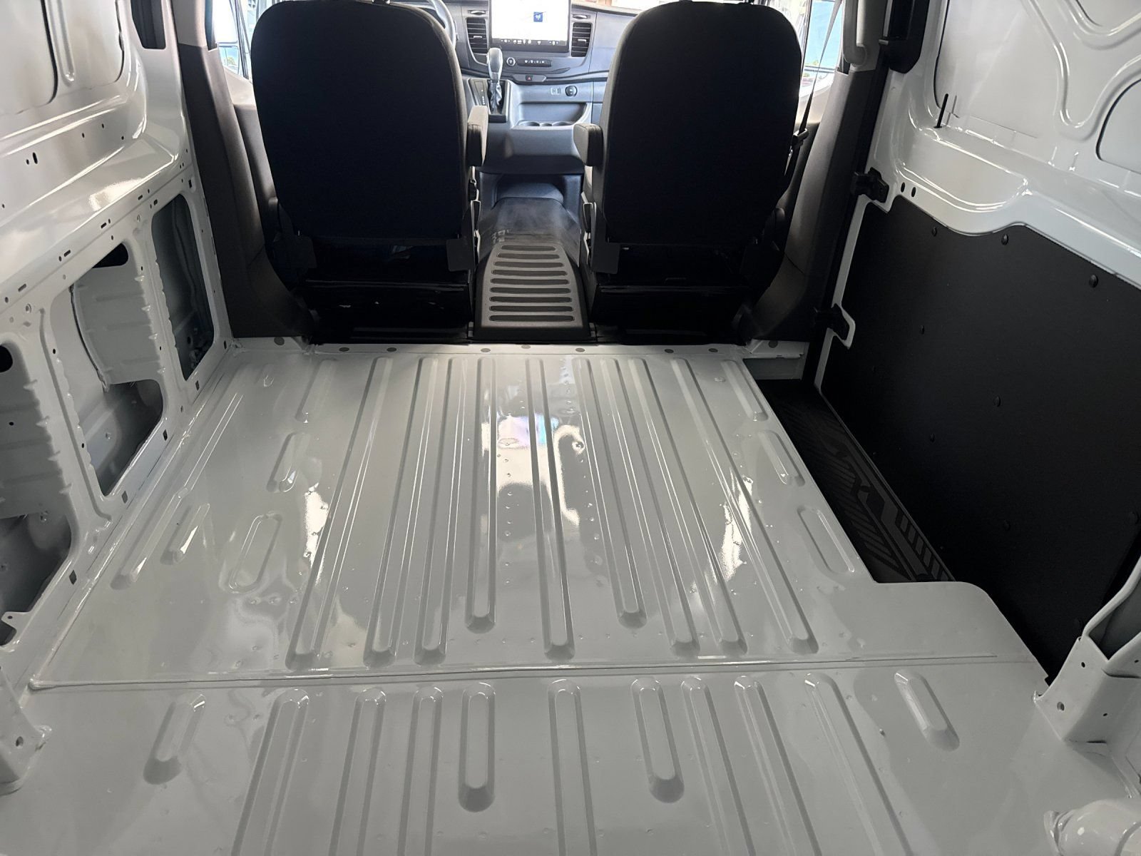 New 2026 Ford Transit 150 Low Roof RWD image 15