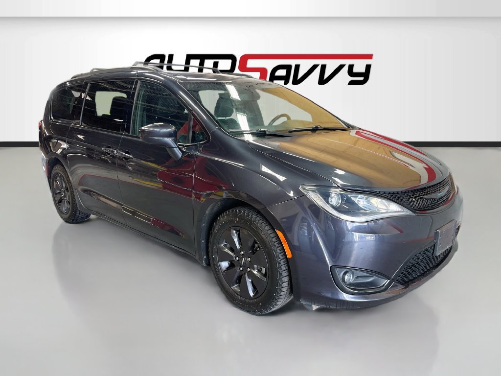 Used 2020 Chrysler Pacifica Touring-L w/ S Appearance Package