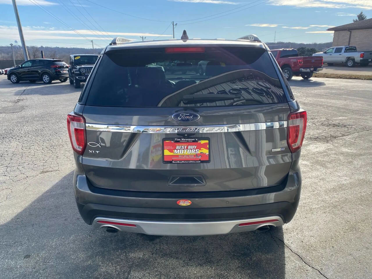 Used 2016 Ford Explorer XLT w/ Equipment Group 202A image 6