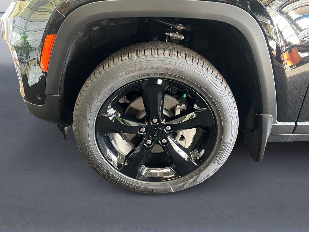 New 2025 Jeep Grand Cherokee Limited image 10