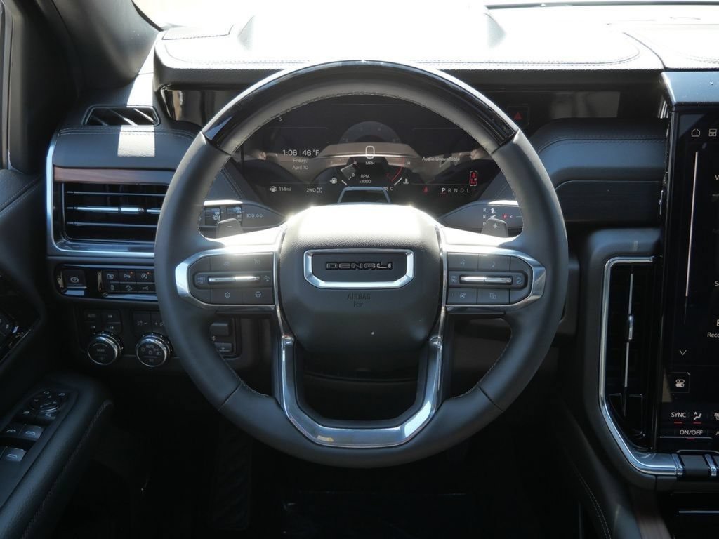 New 2026 GMC Yukon XL Denali w/ Denali Reserve Package AWD/4WD image 47