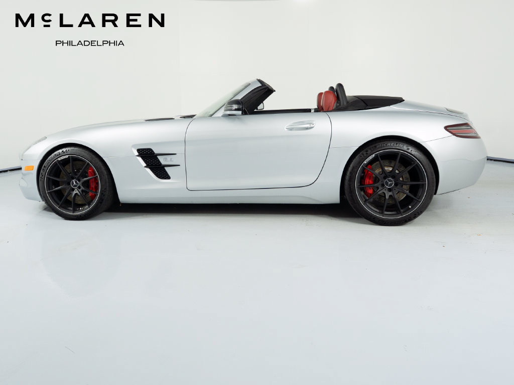 Used 2012 Mercedes-Benz SLS AMG Roadster image 9