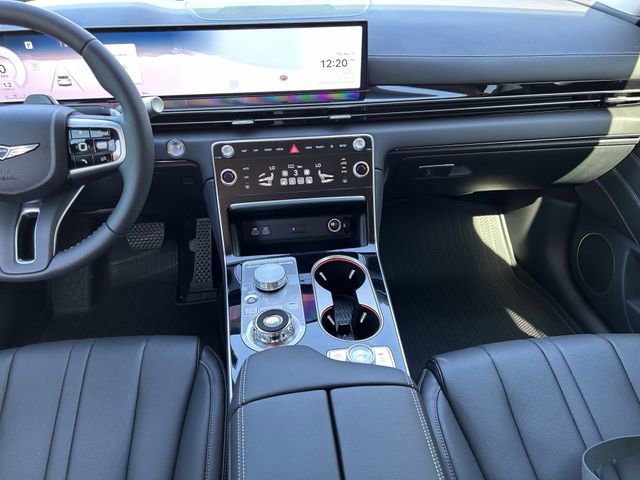 Used 2026 Genesis GV80 2.5T AWD/4WD image 11