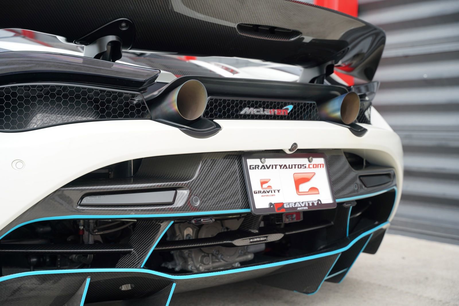 Used 2018 McLaren 720S Performance RWD image 5