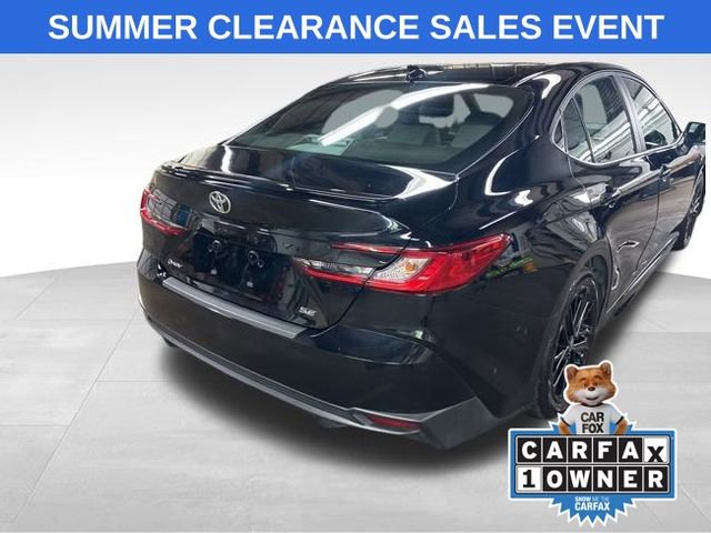 Used 2025 Toyota Camry SE FWD video 3