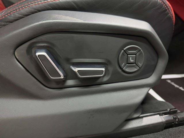 Used 2019 Lamborghini Urus AWD/4WD image 72