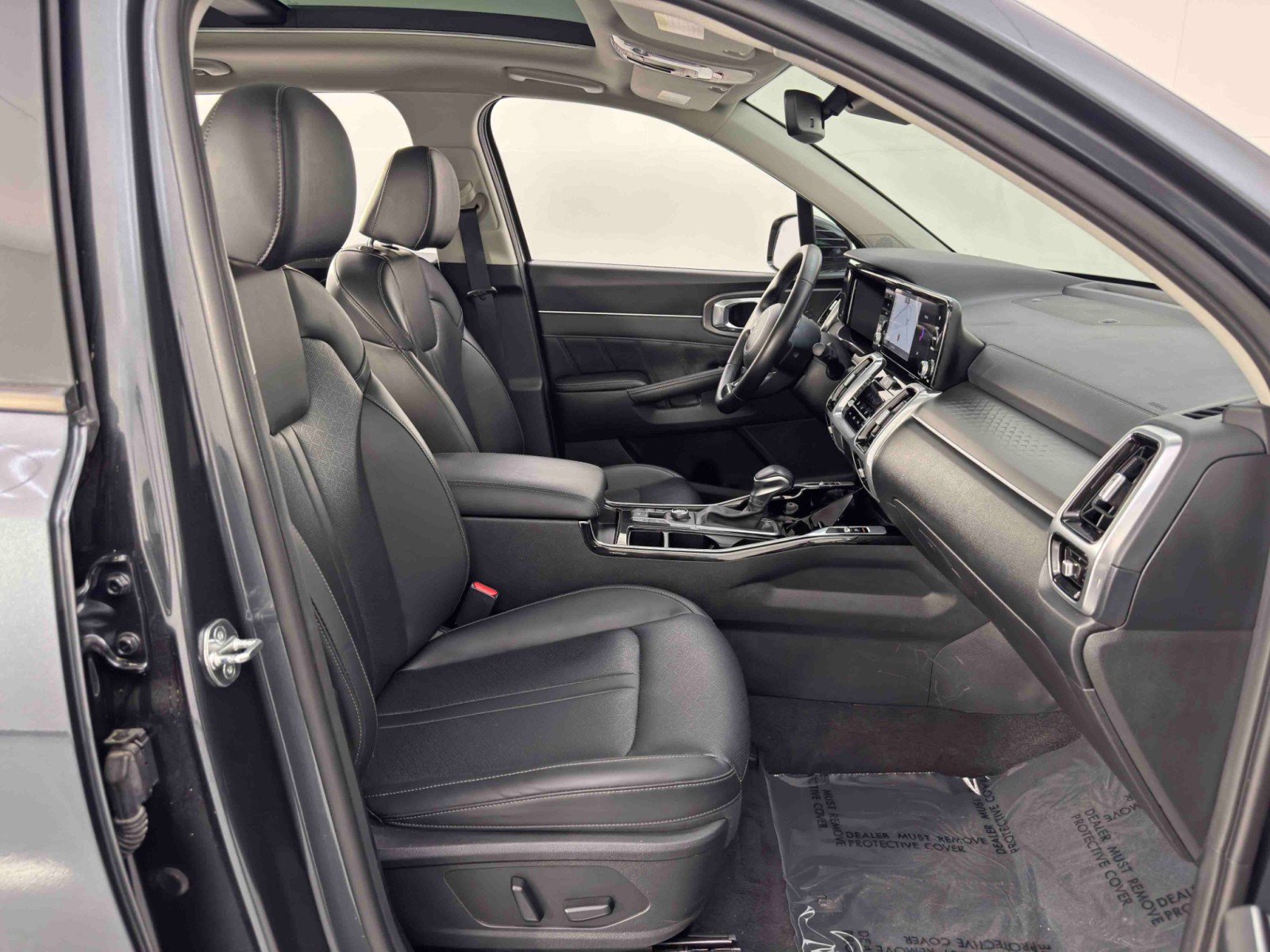 Used 2023 Kia Sorento SX AWD/4WD image 15