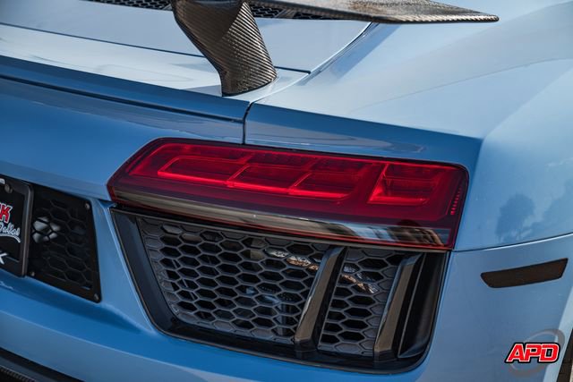 Used 2018 Audi R8 V10 w/ Premium Package image 67