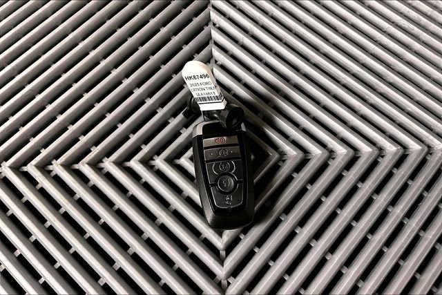 Used 2025 Ford Expedition Tremor AWD/4WD image 10