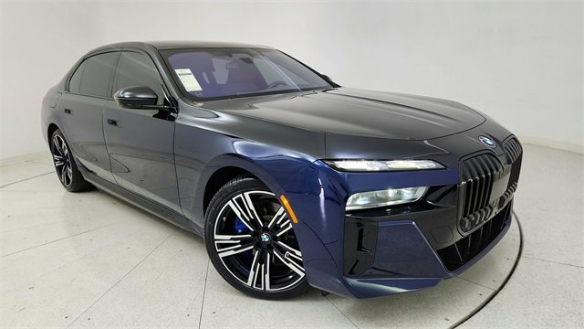 Used 2023 BMW i7 xDrive60 image 1