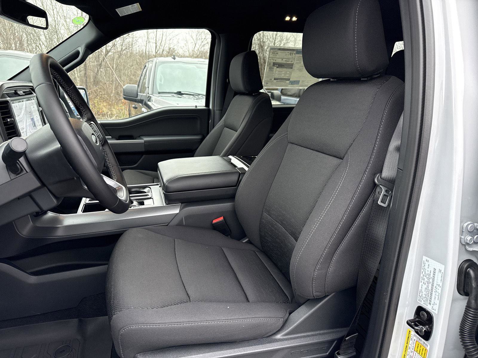 New 2025 Ford F150 XLT w/ Equipment Group 302A MID image 12