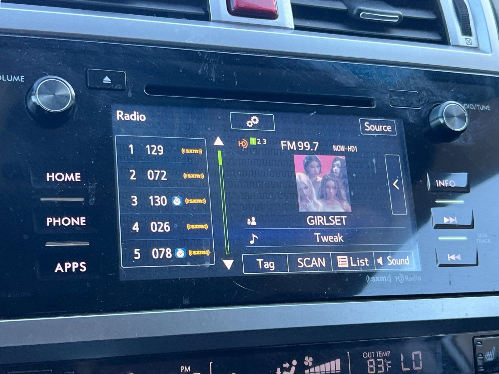 Used 2017 Subaru Outback 2.5i Premium image 18