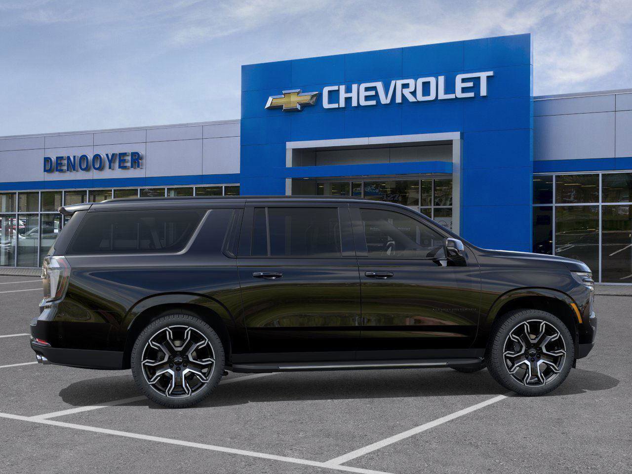 New 2026 Chevrolet Suburban RST image 5