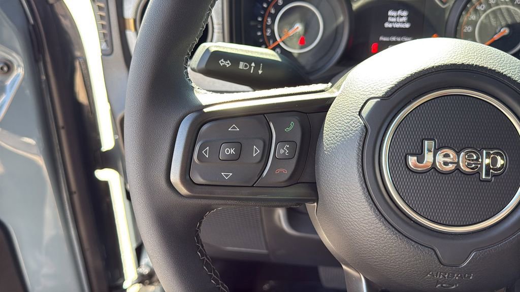 New 2026 Jeep Gladiator Sport AWD/4WD image 28