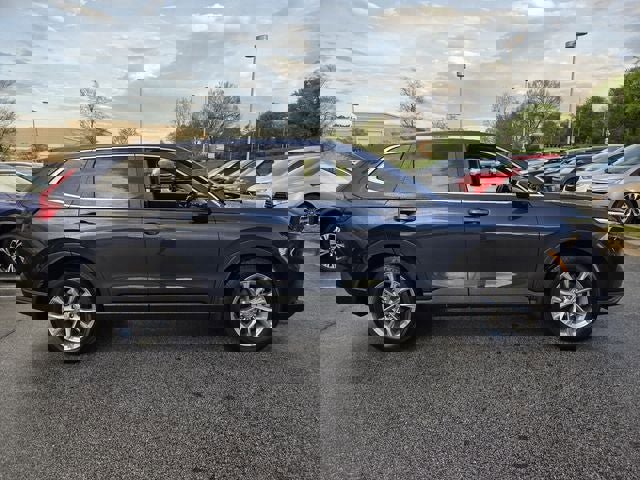 Used 2025 Honda CR-V EX image 7