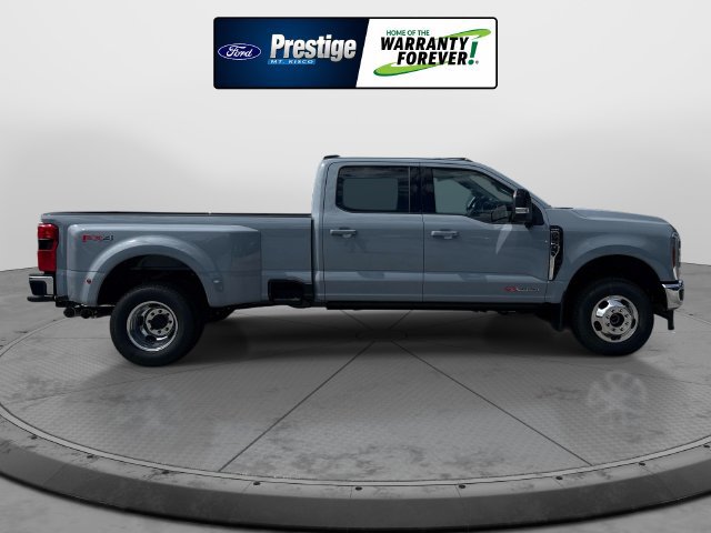 New 2027 Ford F350 Lariat AWD/4WD image 2