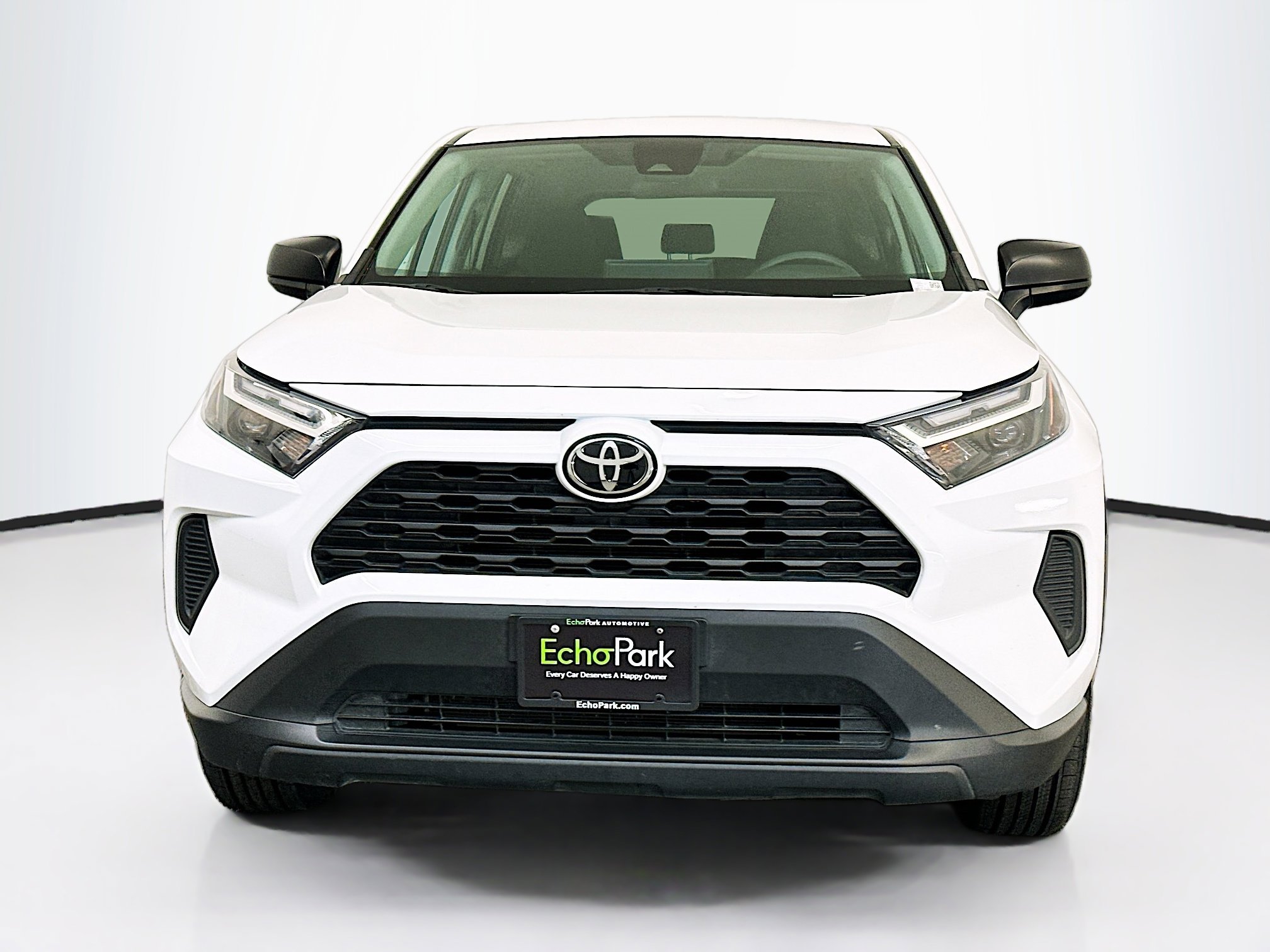 Used 2024 Toyota RAV4 LE image 2