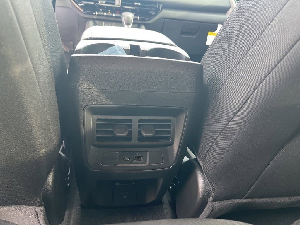 New 2026 GMC Canyon Elevation w/ Convenience Package image 26